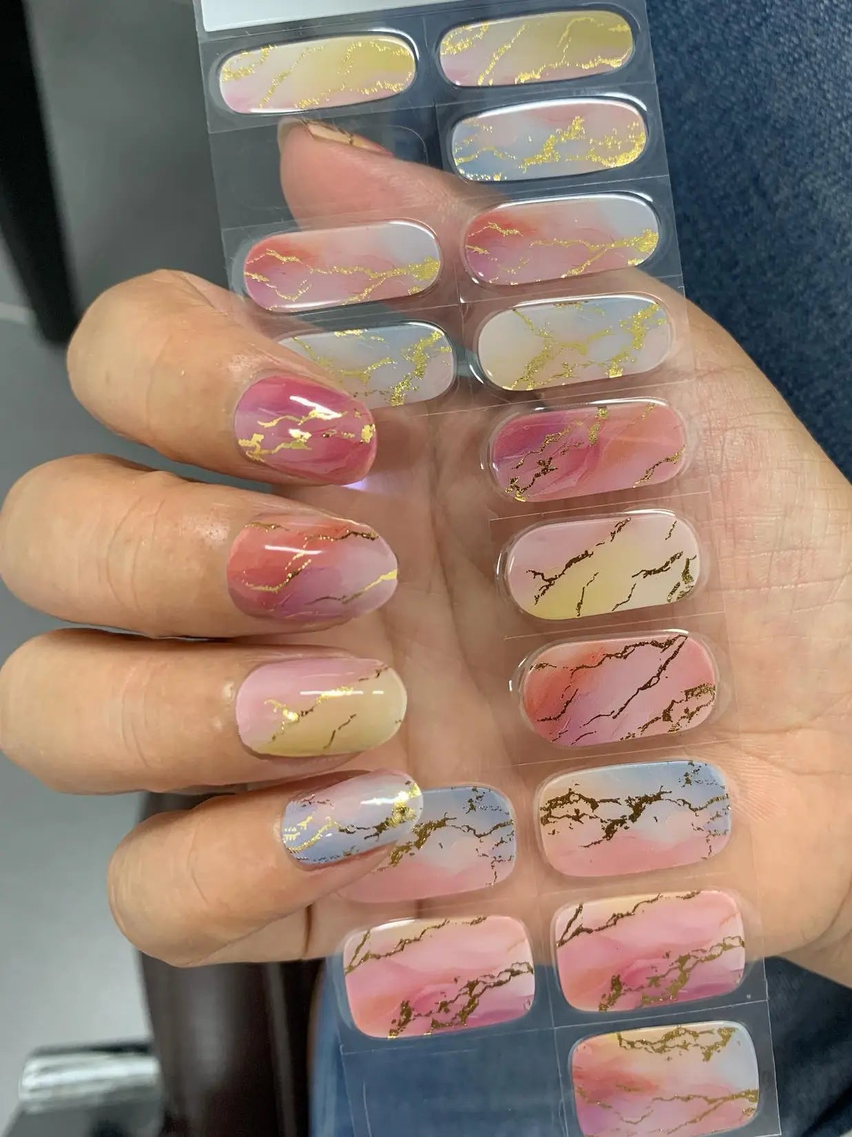 Mramorová harmónia (Marble Muse)