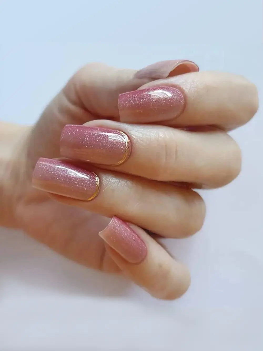 Zlaté šampanské (Champagne Glow)