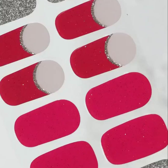 Video gélových vianočných nechtov Red Carpet v červenej a trblietavej striebornej.